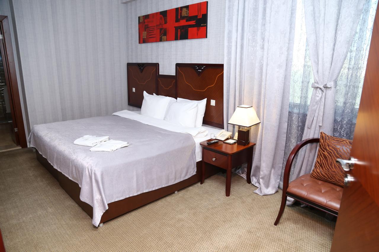 Astoria Hotel Baku Quarto foto
